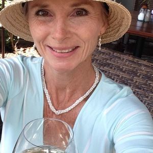 Meet your Posher, Andrea